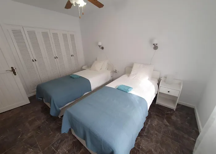 J51 Cabopino Apartment